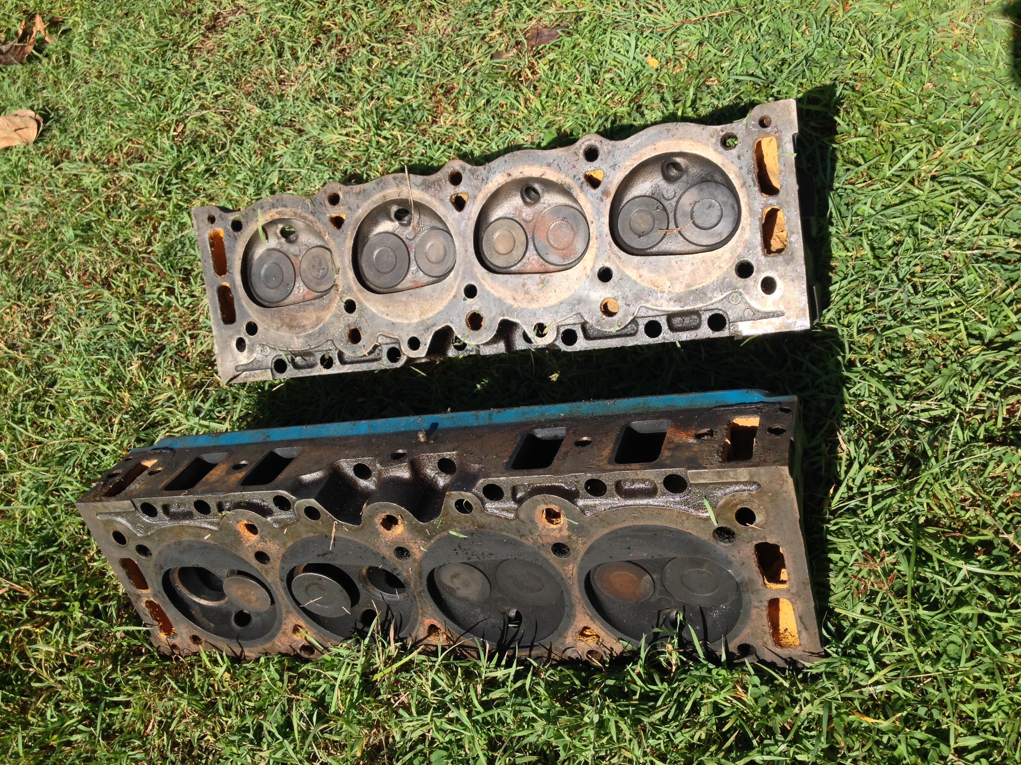 Holden 308 Heads From a LATE Model 5L V8