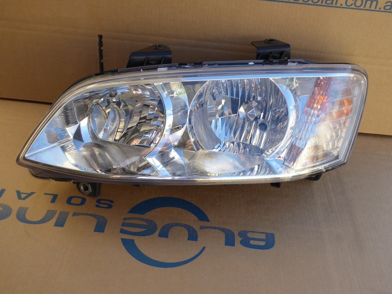 Holden Commodore VF Passenger Side Headlight Complete