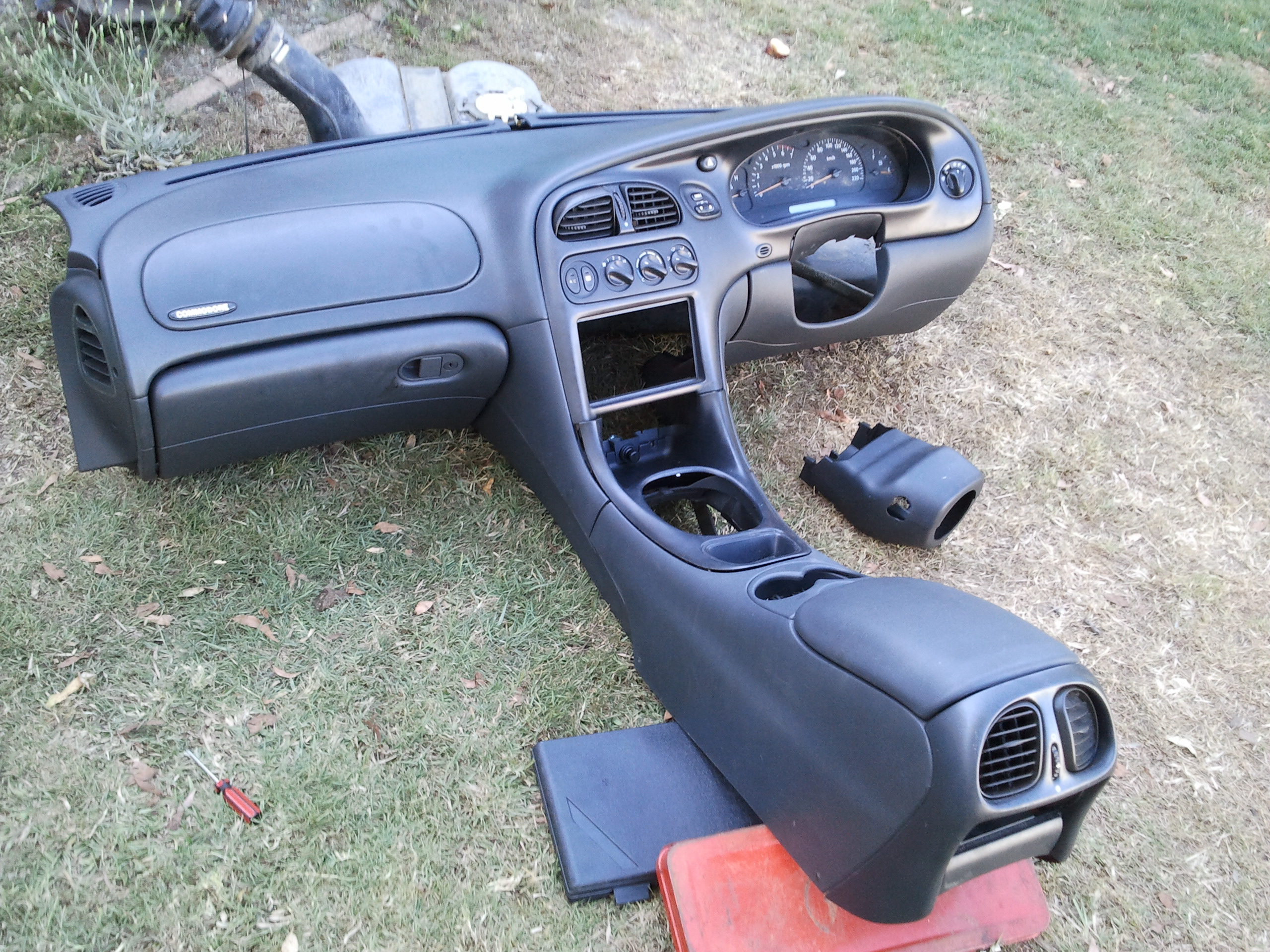 VT V6 Commodore DASH & Centre Console