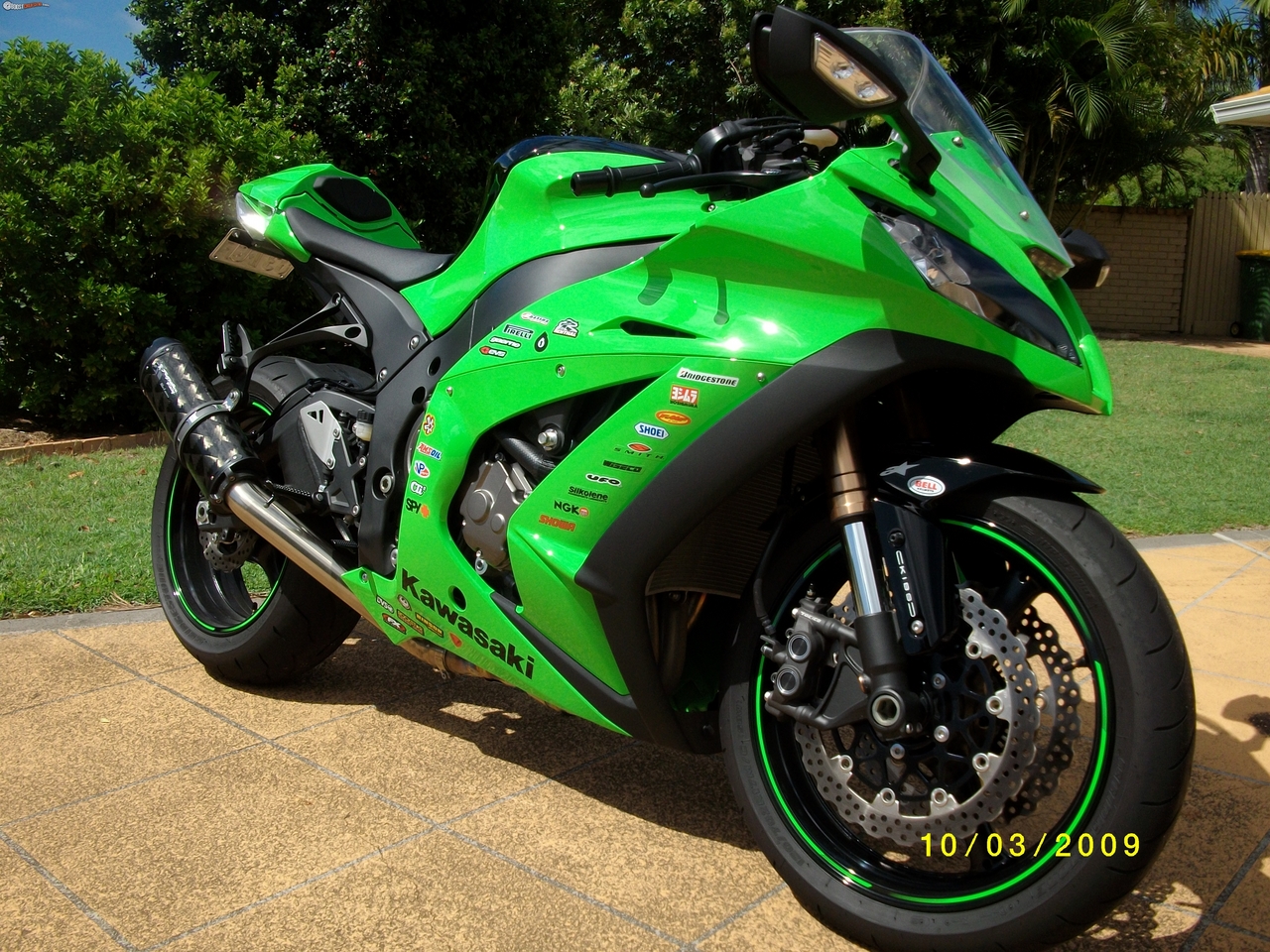 Kawasaki ZX 10 Ninja 2011