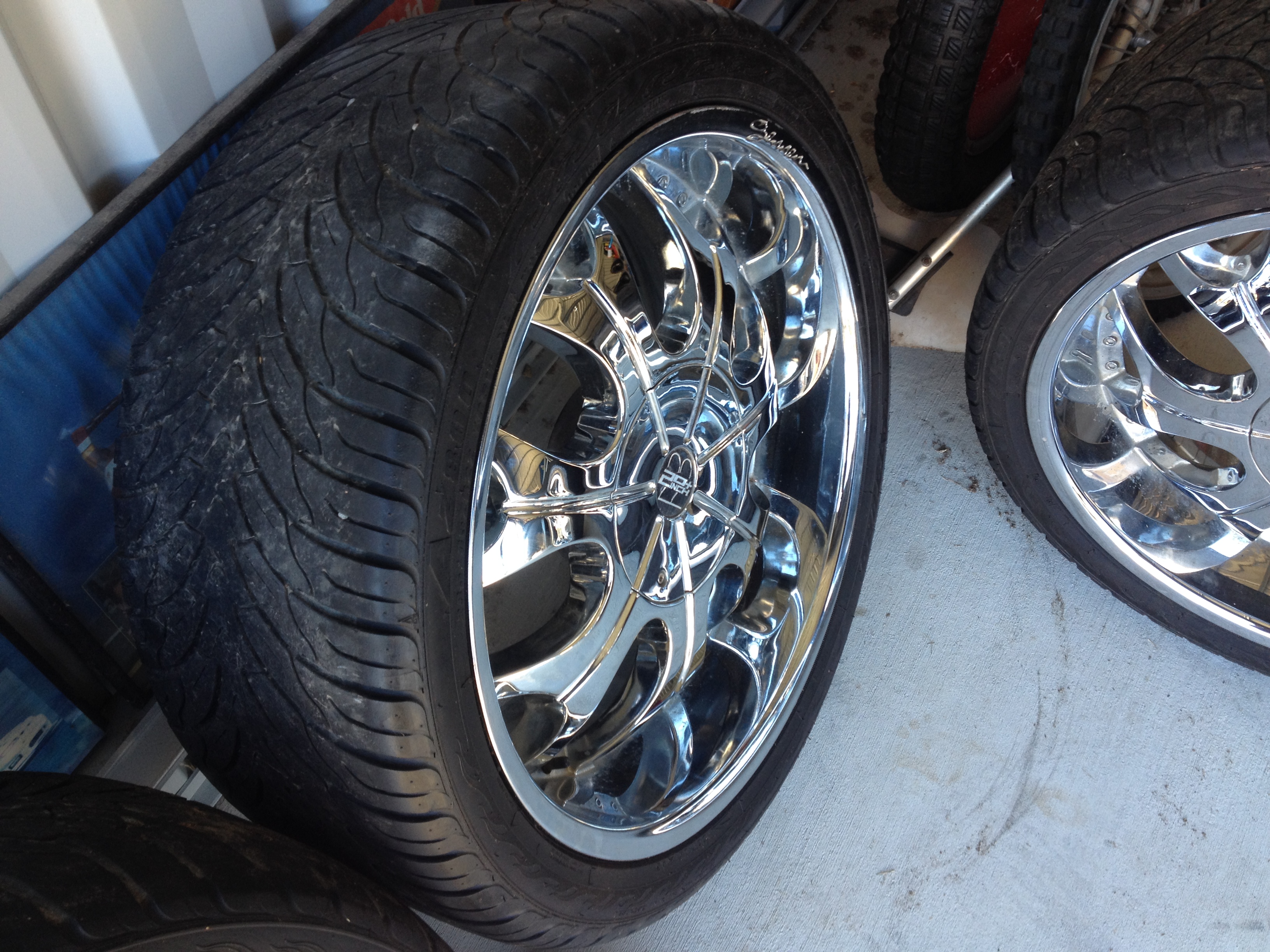 22 INCH Chrome MAGS and Tyres 4X4 4WD