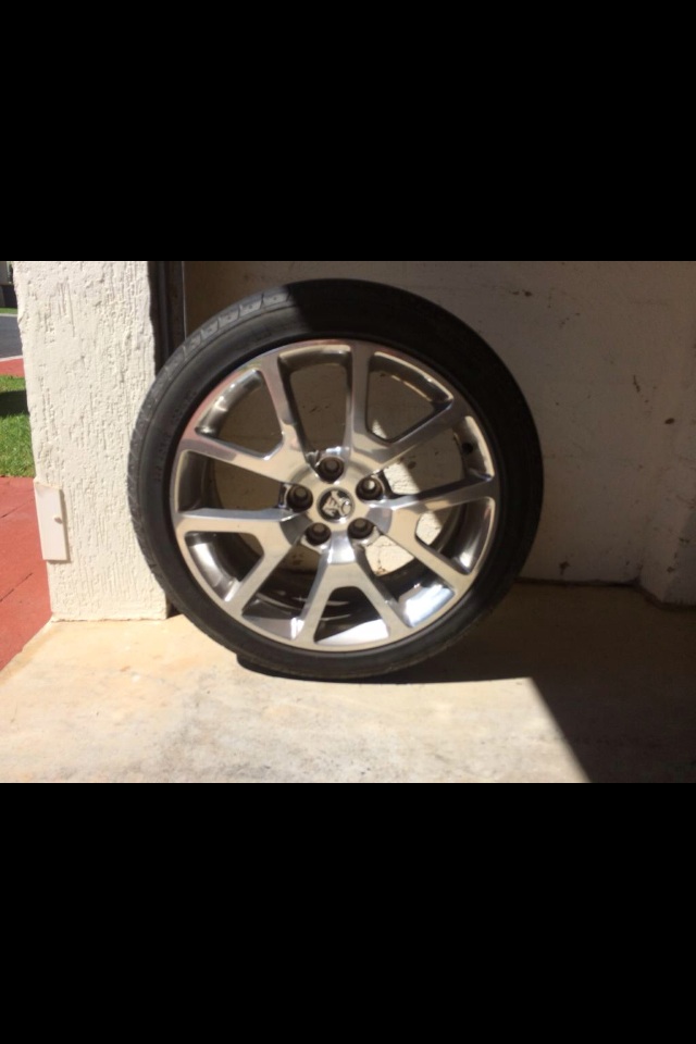 Holden VE Redline Wheels SSV MINT Condition All 4 Wheels