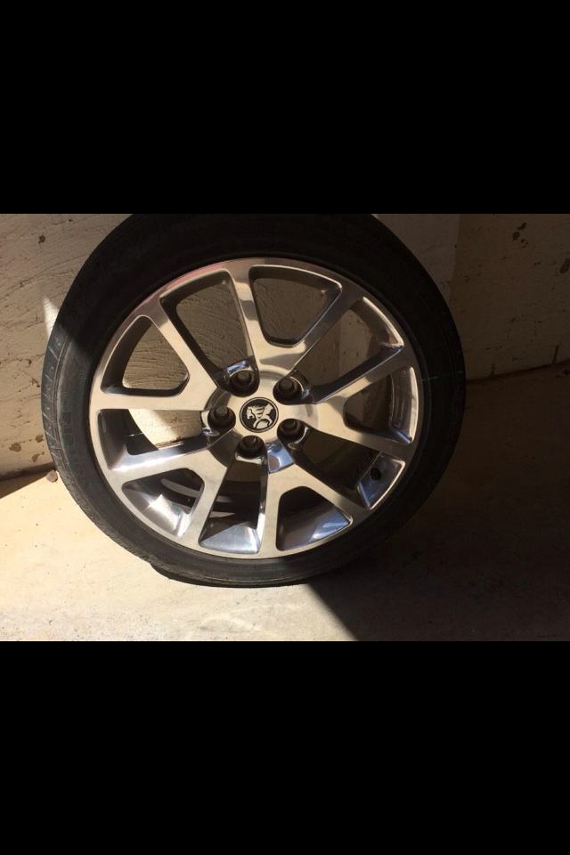 Holden VE Redline Wheels SSV MINT Condition All 4 Wheels