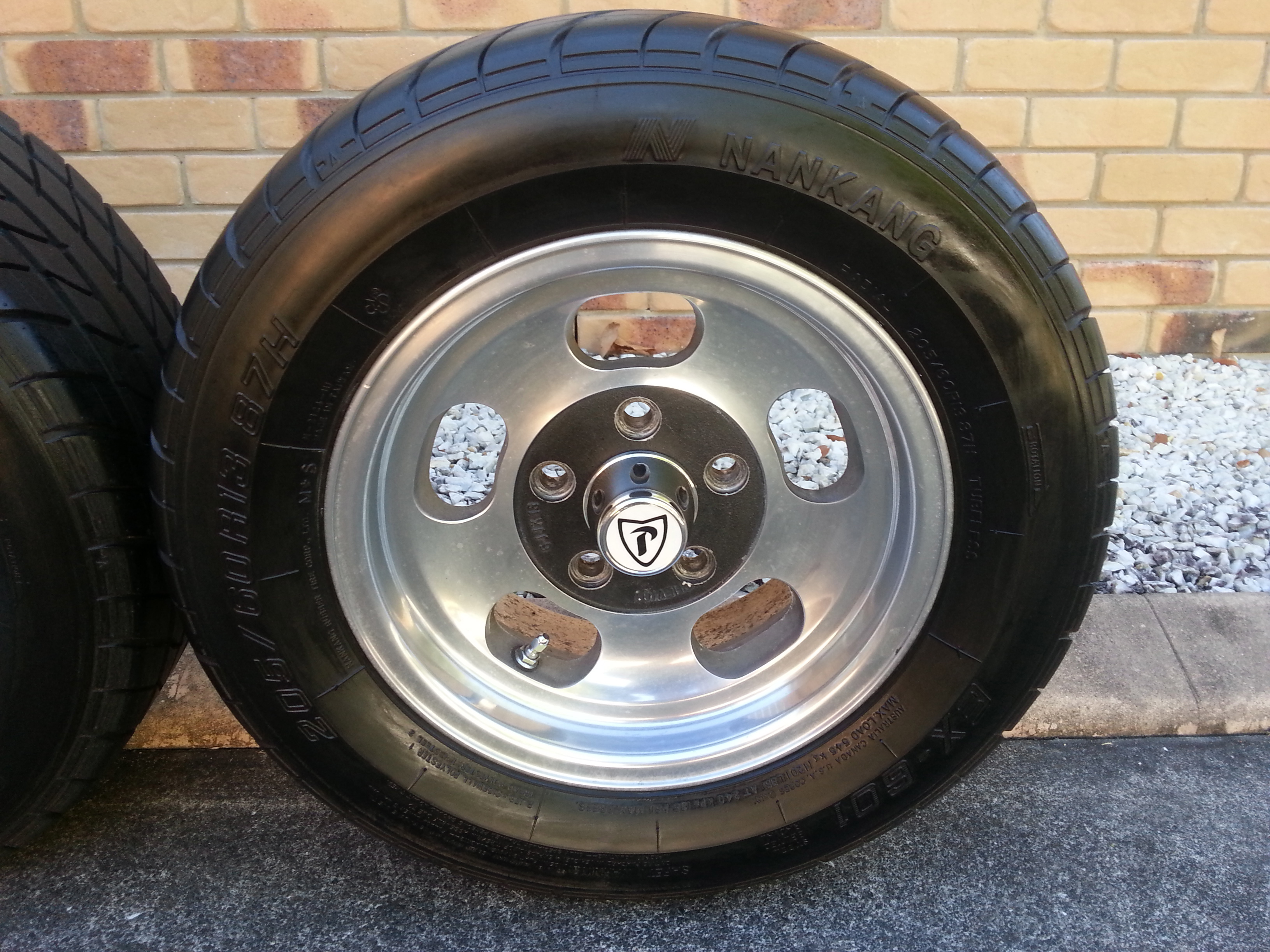 Jellybean,5 SLOT Alloy Rims Ford,valiant